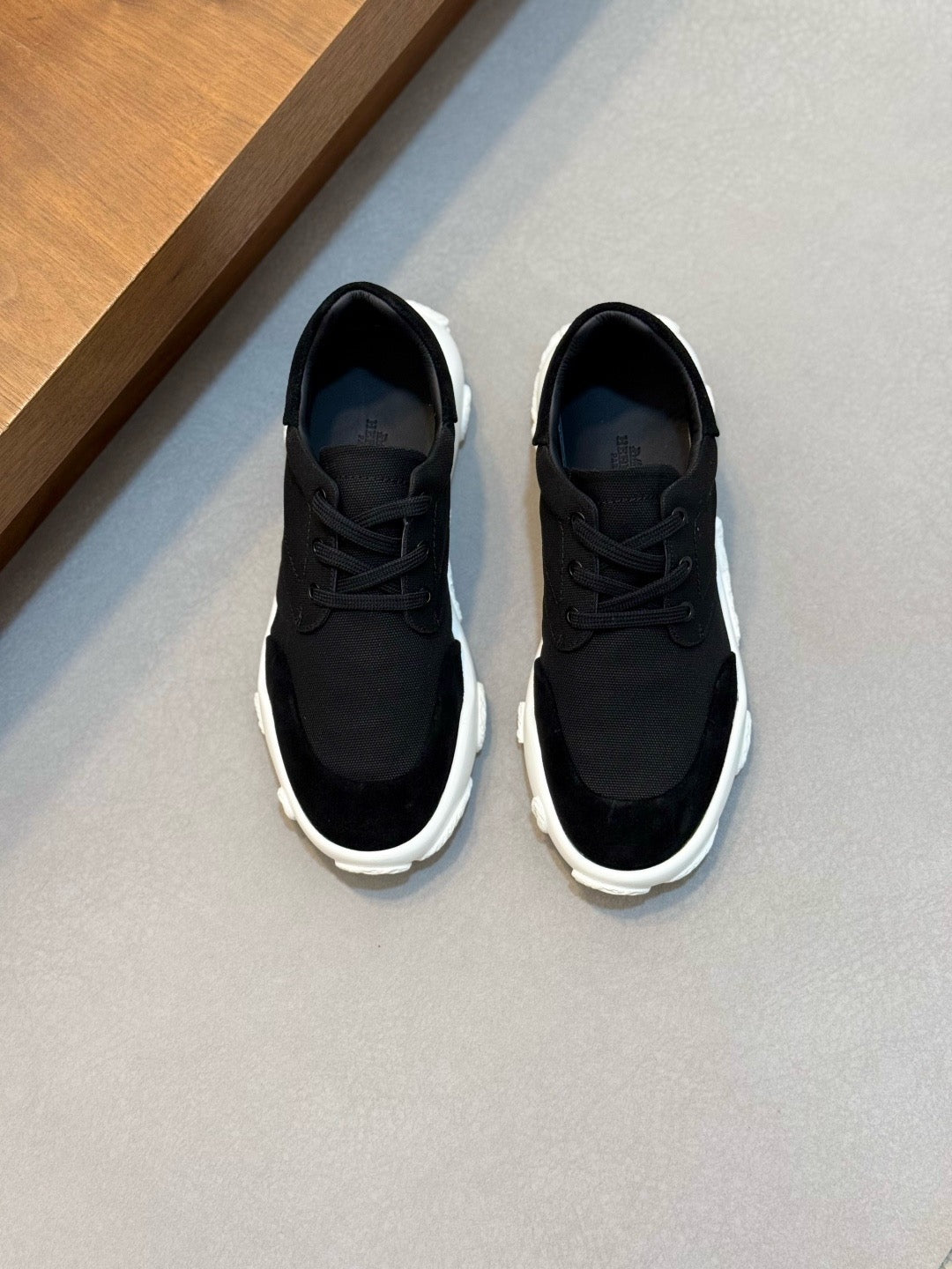 Morgan Sneakers
