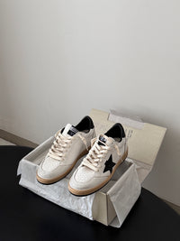 26S True Star Sneakers