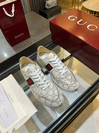 Stretch Low Top Trainers