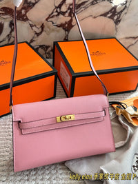 Kelly Classique To Go Wallet