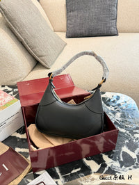 Aphrodite Shoulder Bag