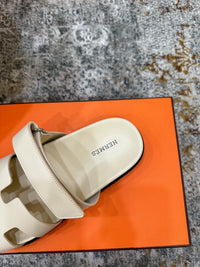 26FW Chypre Sandals