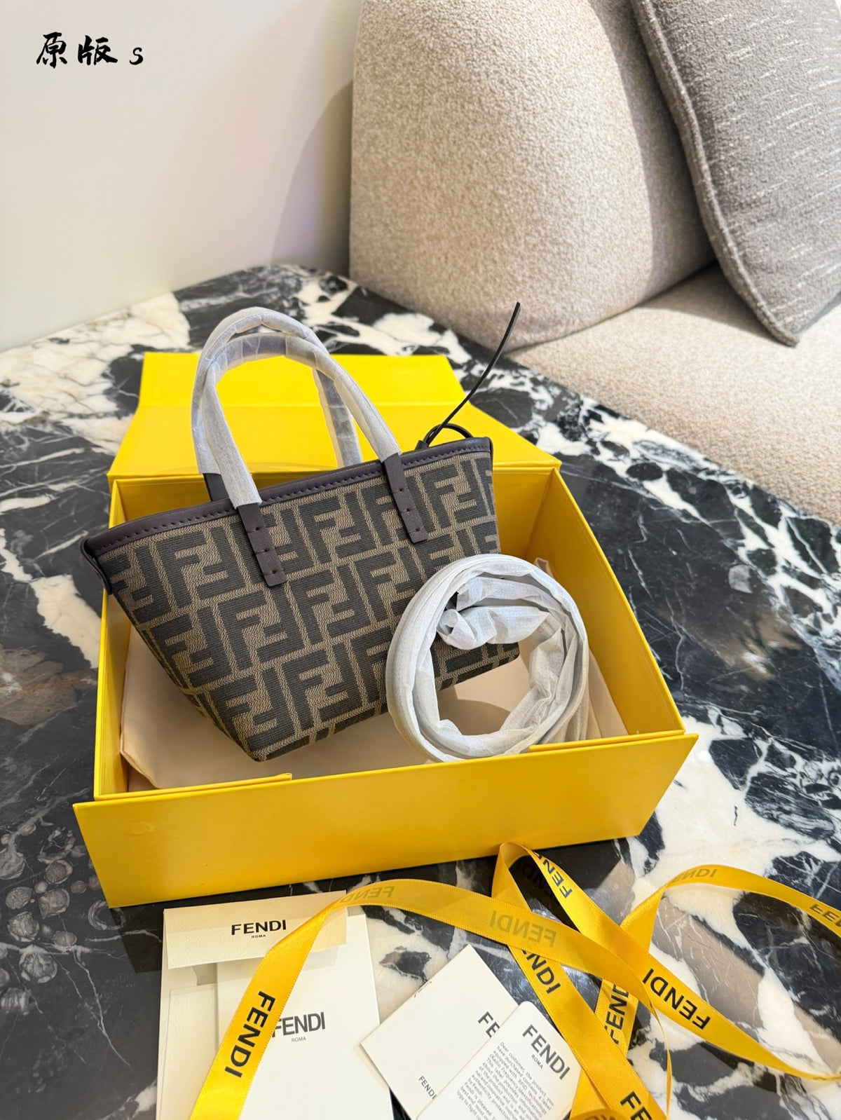 Roll Mini Bag