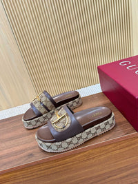 Platform Slides