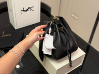 Paris VII Bucket bag