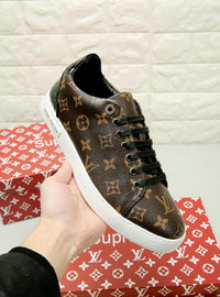 Low Top Sneakers