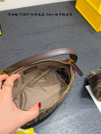 Jacquard Vanity Pouch