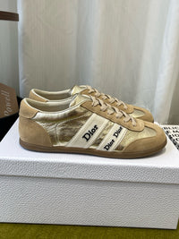 26S Ribbon Sneakers