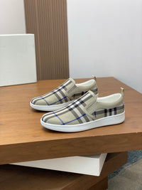 Vintage Check Slip-On Sneakers