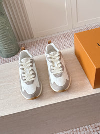 Drop 300 Sneakers