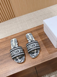 Dway Slides