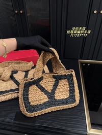 Garavani Viva Crochet Tote Bag