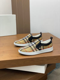 Vintage Check Slip-On Sneakers