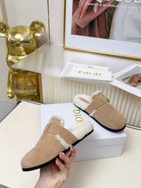Médaillon Buckle Mules