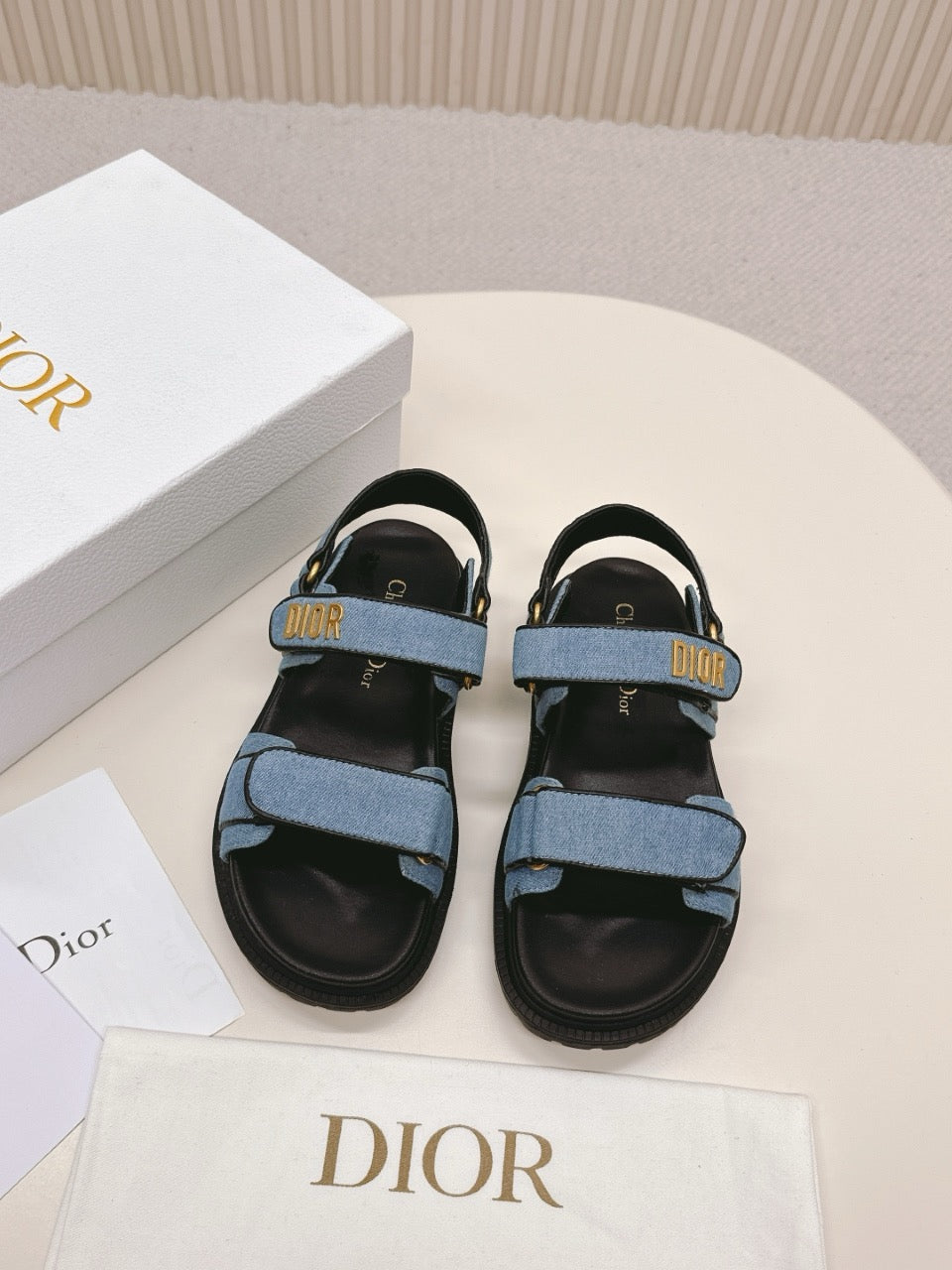 Dioract Sandals