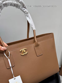 Cerf Executive Tote