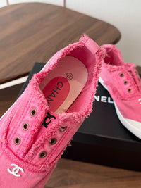 26S Slip-on Sneakers