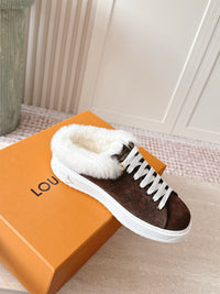 26S Time Out Sneakers