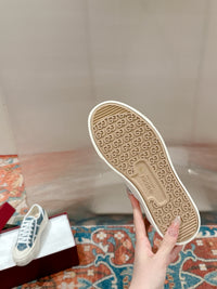 Low Top Sneakers