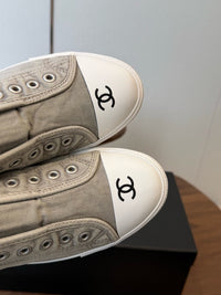 26S Slip-on Sneakers