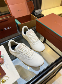 Fast Walk Sneakers