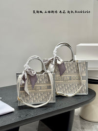 Book Tote Oblique Embroidery