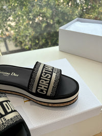 Dway Slides