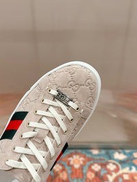 Low Top Sneakers