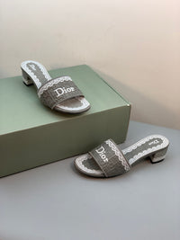 Dway Slides