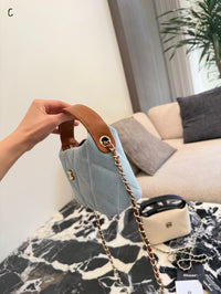 25A Vanity Bag