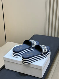Dway Slides