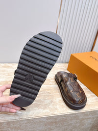 Cosy Flat Comfort Clogs