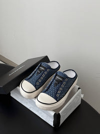 26C Trainers