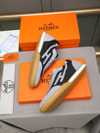 Trail Sneakers