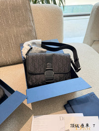 Oblique Messenger Bag