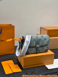 Diane Monogram Denim Bleu