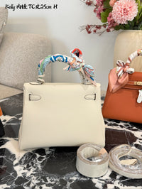 Kelly 25 Bag Craie Togo Leather