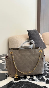 22 Shopping Tote