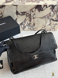 Maxi Flap Bag