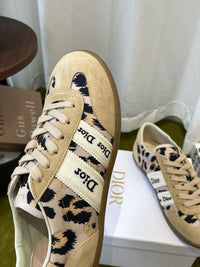 26S Ribbon Sneakers