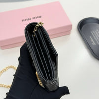 Matelassé Leather Wallet