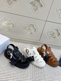 Monolith Fisherman Sandals