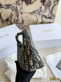Montaigne Hobo Mini Bag