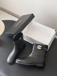 26K Leather Boots