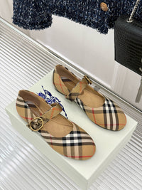 26WF Check Ballet Flats