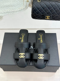 26M Leather Mules