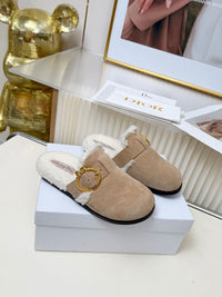 Médaillon Buckle Mules