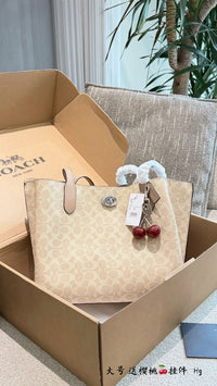 Willow Tote Bag