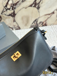 Rodeo Sling Pochette