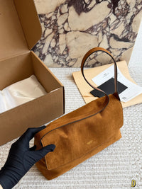 Chelsea Shoulder Bag